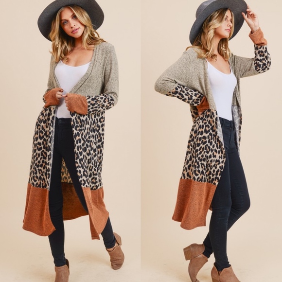 Sweaters - 🎈Last1️⃣Animal Print Long Cardigan Color Block